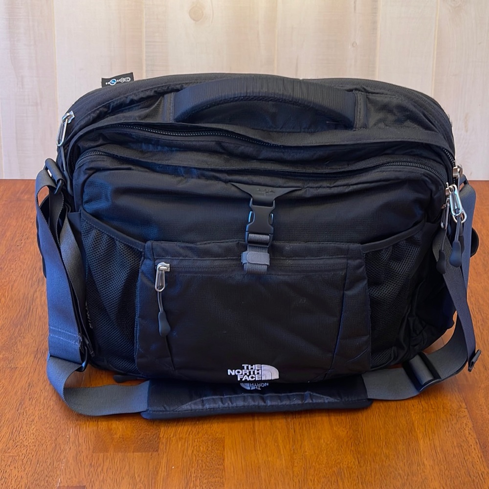The North Face Off Site messenger laptop bag